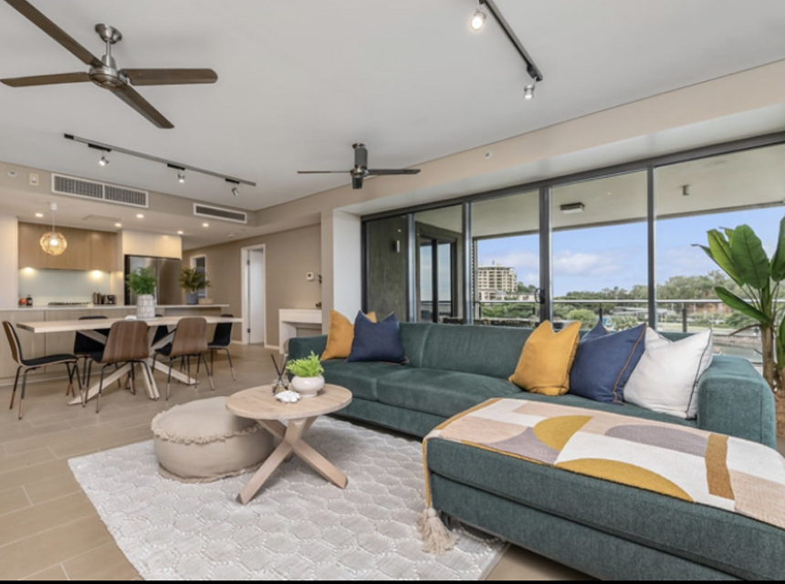 Enchanting Waterfront Lagoon Views + Restaurants